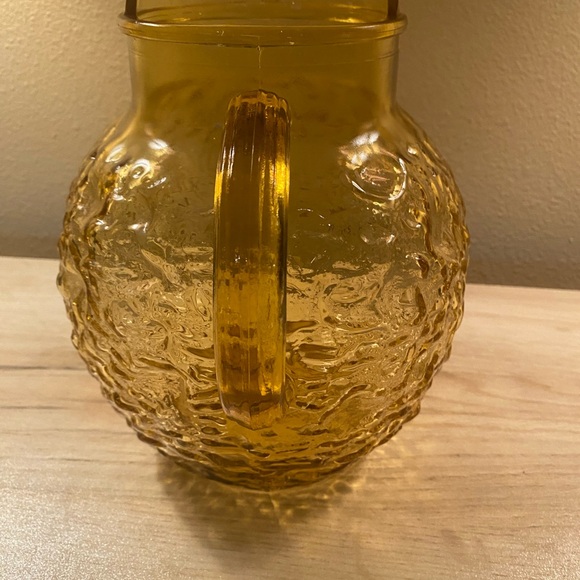 Anchor Hocking Vintage pebbled crinkle amber glass pitcher, no cracks or chips - Picture 3 of 9